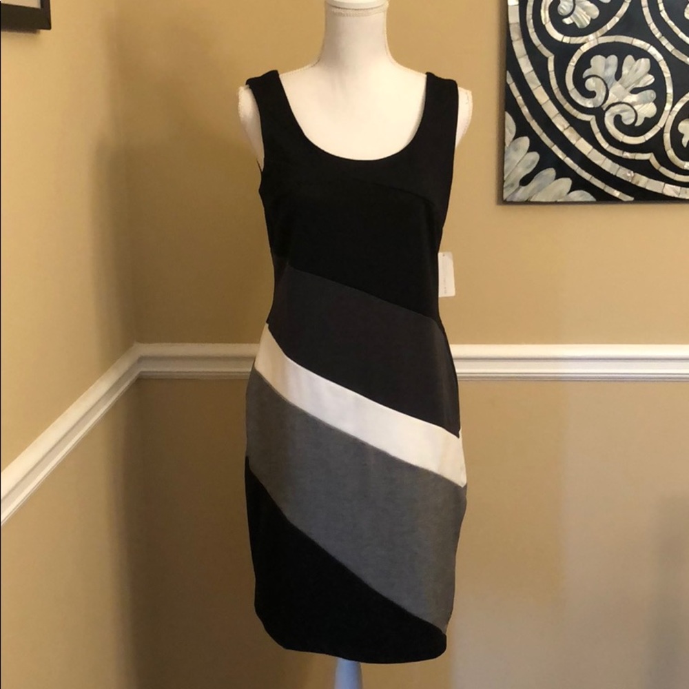 Color block shift dress